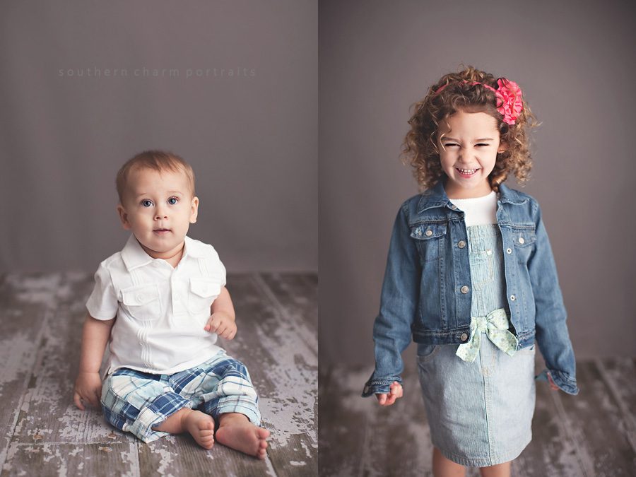 brother ans sister in portrait studio