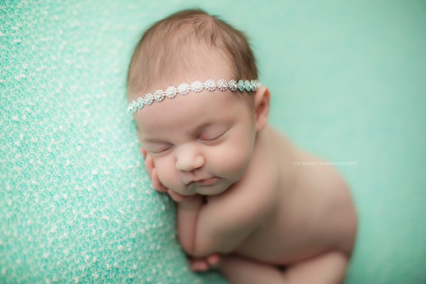 clinton photographer for newborns 