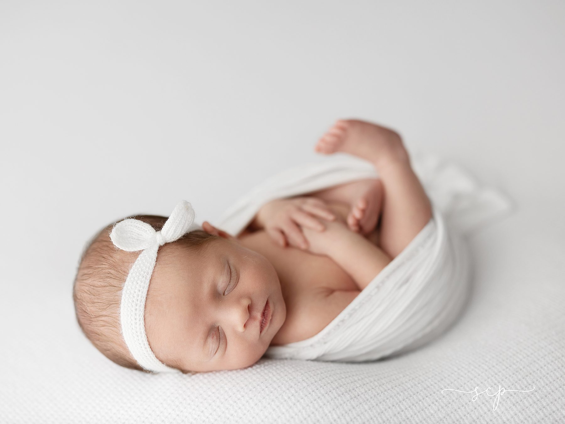  newborn posing